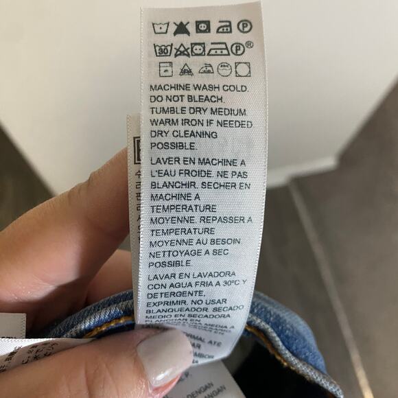 Levi's Wedgie Straight Leg Denim Jeans Medium Wash Raw Hem High Rise Sz 29 - Picture 11 of 13